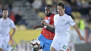 Președinte vs. jucător, ultima polemică din Liga 1. Oficialul clubului iese la atac: "Perturbă vestiarul! Înaintea meciului, lui nu-i ieșeau 800 de lei"