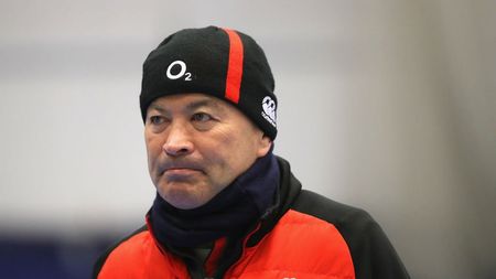 Antrenorul naționalei de rugby a Angliei nu va mai folosi transportul public. Ce i-au făcut fanii după ce a pierdut cu Scoția