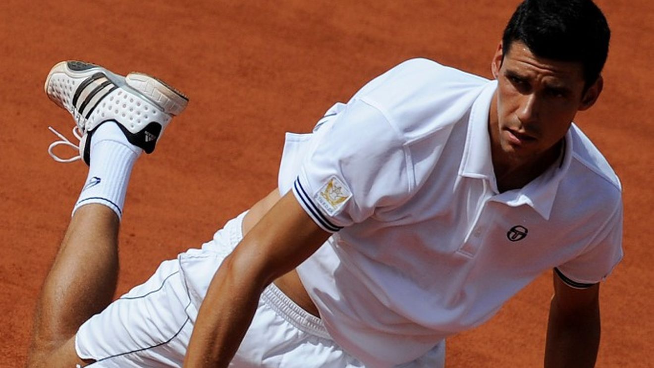 Hăne, îl ai pe tavă!