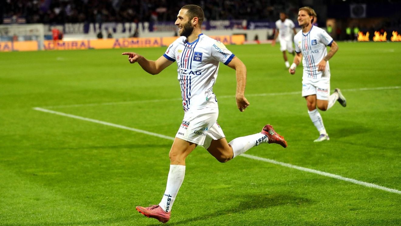 Ultimatum pentru atacantul Shon Weissman. Israelianul ofertat și de FCSB trebuie să dea urgent răspunsul!
