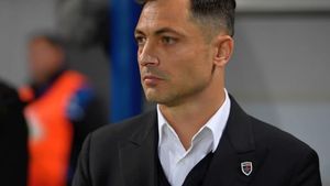 Mirel Rădoi, sfătuit să accepte oferta de la CS U Craiova: „Este legat de Oltenia! Eu, în locul lui, m-aș duce”