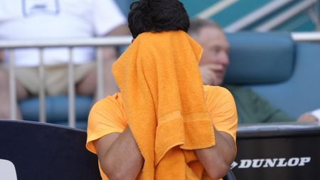 Carlos Alcaraz a izbucnit direct pe teren și a țipat la echipa lui: „Plec acasă acum”. Apoi, a pierdut meciul cu Korda