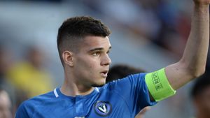 Un oficial al Viitorului a făcut un anunț incredibil: "Guardiola l-a vrut pe Ianis Hagi la Manchester City"