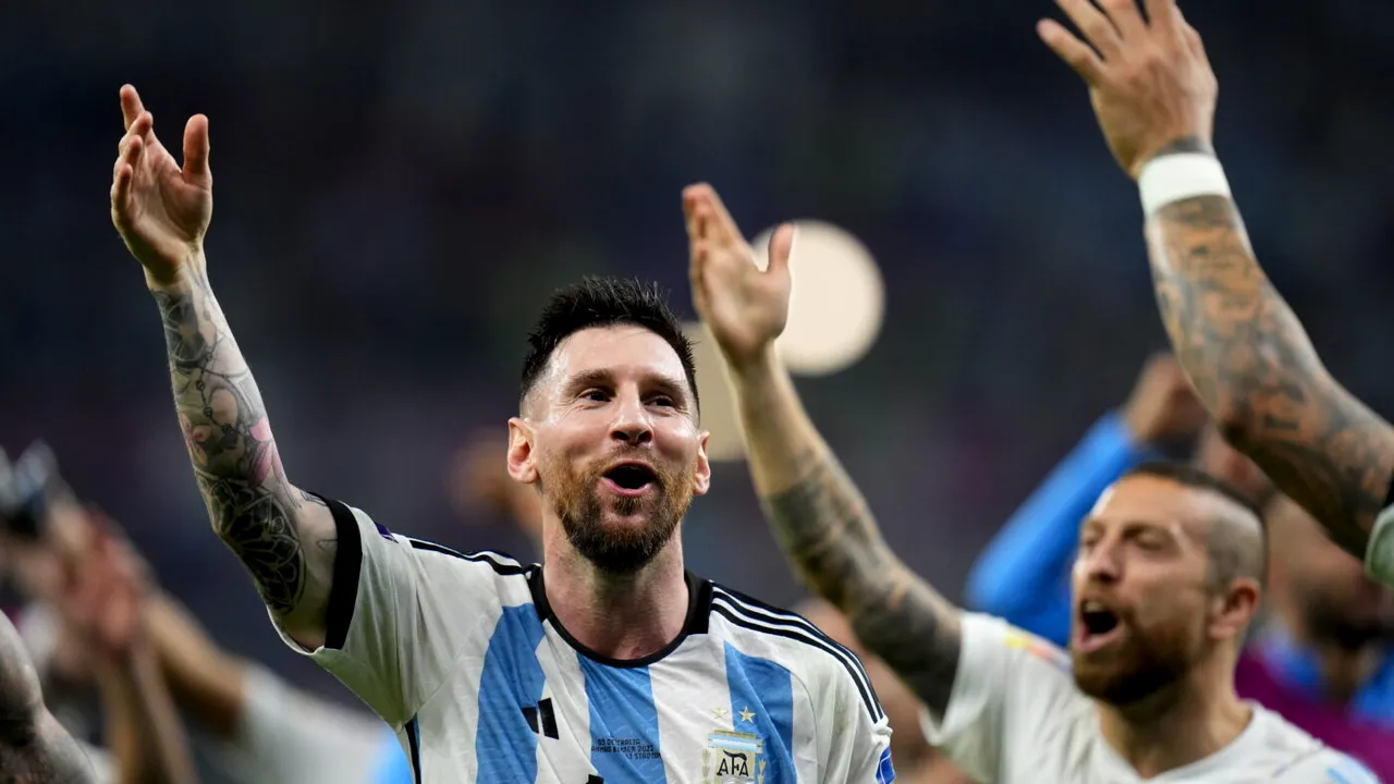 Presa internațională e la picioarele lui Leo Messi după ce Argentina s-a calificat în sferturile de finală ale Campionatului Mondial. „Este un Dumnezeu al fotbalului!”