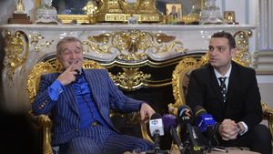 Becali, sunat de un antrenor din Liga 1! Insistențe foarte mari pentru una din "perlele" de la FCSB: "L-am rugat frumos să mi-l dea! E extraordinar"
