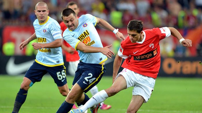 Mostră de fair-play. Dinamovist cu "acte", Nica a elogiat Steaua: "Echipa a crescut mult, se vede mâna lui Reghe"