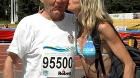 Alfred Proksch, campion la 100 de ani! **Vezi cât a aruncat...sportivul