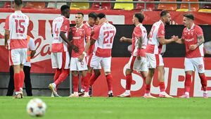 Probleme cu noul transfer de la Dinamo. Dezvăluiri din vestiar: „Nu înțelege nimeni”