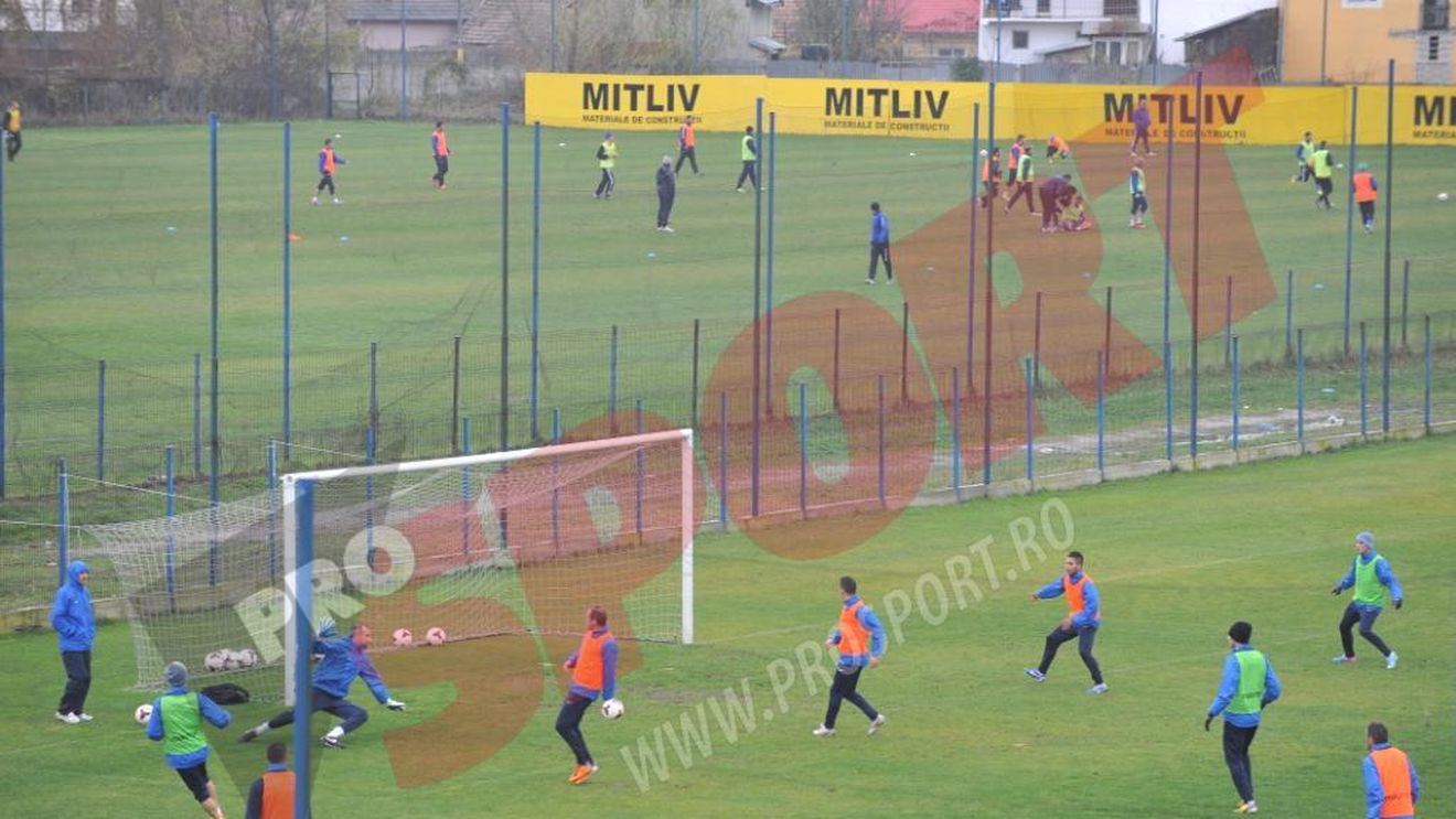 Pace la Craiova! Universitatea și CSU s-au antrenat, în același timp, în complexul "Ion Oblemenco"