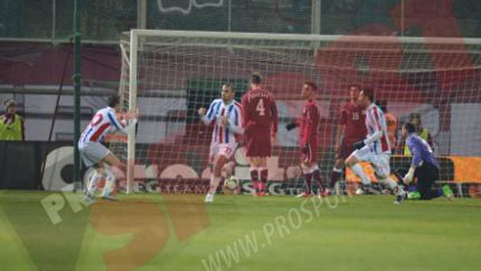 I-a dat KO Rapidului cu prima sa triplă în Liga I!** Pena visează la cupele europene: "A fost o seară magică pentru mine"