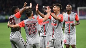 Analiza înlocuitorului lui Florinel Coman la FCSB! „De când a plecat Dennis Man, nu a existat un titular pe care să nu-l scoată nimeni”. VIDEO