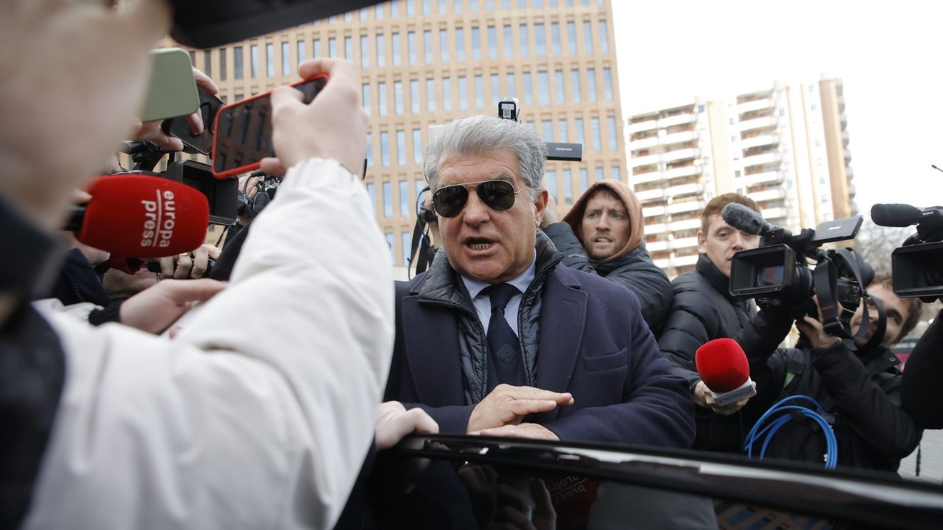 „Să nu dai penalty acolo e scandalos”. Joan Laporta a declanșat jihadul împotriva arbitrilor