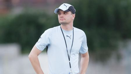 CS Universitatea s-a reunit marți la Mogoșoaia. "Lotul" lui Lincar