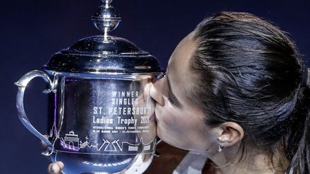 O campioană a tenisului a dezvăluit că e bisexuală: „În relația dintre două femei e o conexiune aparte!" GALERIE FOTO