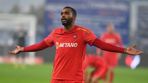 Ce s-a ales de Billel Omrani, după ce a luat 430.000 de euro de la Gigi Becali pentru două goluri înscrise! FCSB l-a dat afară, iar francezul ajuns să alerge singur prin pădure