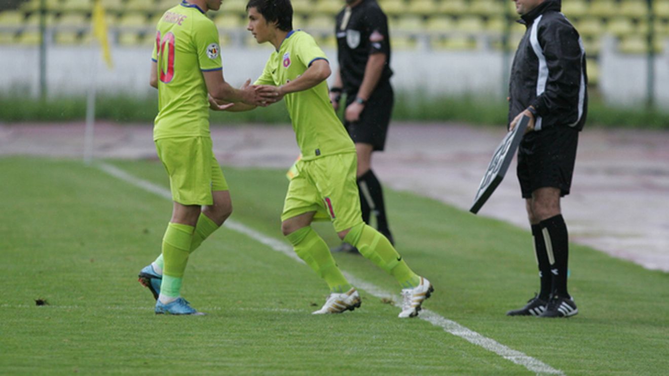 Poate fi cea mai mare țeapă din istoria Stelei!** Becali l-a dat afară fără ezitare, Mutu îl vede mai MARE decât el: "E mai talentat decât eram eu la aceeași vârstă"