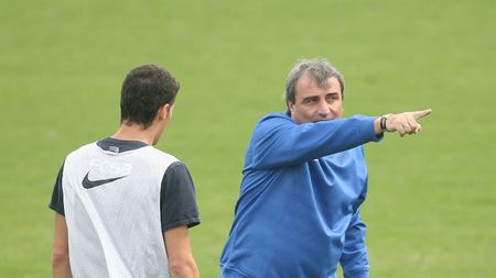 Stoichiță îl contrează pe Argăseală:** "Nu pleacă nimeni!" VEZI cum i-a liniștit "Lippi" pe jucători!