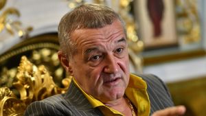 Gigi Becali anunță supremația lui FCSB: „Gata, de la anul CFR şi Craiova nu vor mai mişca în fața noastră!”. Ce condiție le-a pus jucătorilor pentru a prinde echipa în sezonul viitor | EXCLUSIV
