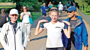 El o citește pe Pușa!** "De fiecare dată când îi fac masaj, Constantina nu tace! Și nici nu doarme"