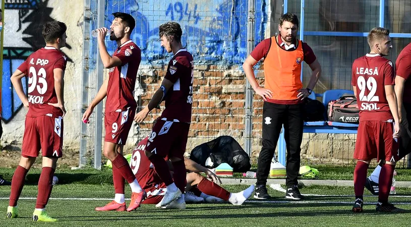 Rapid trăiește o nouă rușine, de data asta în Cupa României. Valentin Negru nu caută scuze după eliminarea cu Progresul Spartac: ”Dacă vrei să găsim explicații, găsim până mâine, dar trebuie să ne uităm la noi.” Mesaje pentru jucători și fani