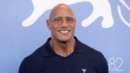 Secretul lui Dwayne Johnson pentru a fi un pachet de mușchi la 53 de ani: „Mă trezesc la 4 și fac asta pe stomacul gol!”