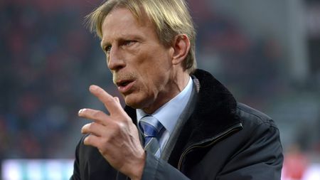 Christoph Daum, încrezător înainte să se reia Bundesliga: „Fotbalul va întări sistemul imunitar”. Ce calități vor conta în sportul de după pandemie