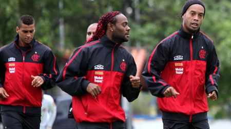 Ronaldinho a venit băut la antrenamentul lui Flamengo!** Ce măsură au luat oficialii clubului