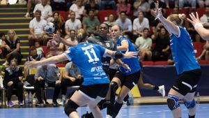 CSM București, club la care echipa de handbal are multe jucătoare străine, ia atitudine în privința Legii Novak! „A fost tardiv" | EXCLUSIV