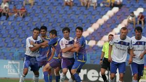 FOTO Dublu duel fratricid în Bănie! Vezi cine sunt "frații"!