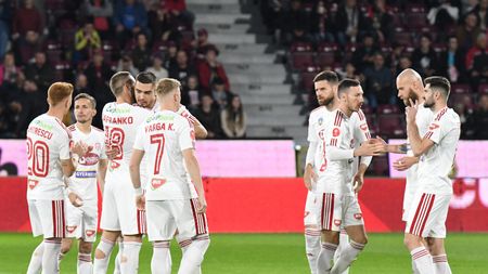 Echipa din play-off-ul Superligii care face primele două transferuri pentru noul sezon! Loviturile date în secret: Mircea Rednic își pierde fotbalistul!