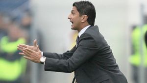 Lucescu jr:** "Nu m-a căutat nimeni pentru națională"