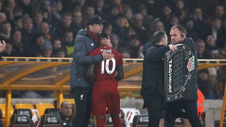 Românul care îl cunoaște cel mai bine pe Sadio Mane, favoritul lui Jurgen Klopp. „Era un tip foarte modest. Nu mă așteptam să ajungă atât de sus”