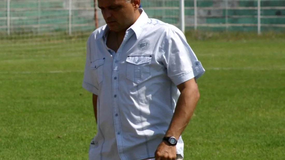 Mihăescu, suspendat cu întârziere