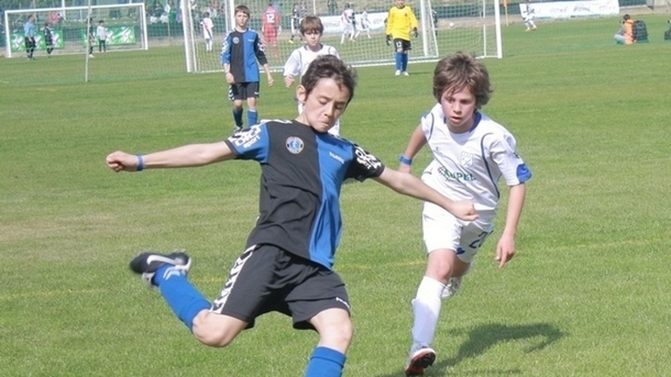 Echipele U17 ale BarÃ§ei și Realului vor participa la turneul Academiei "Gheorghe Hagi"