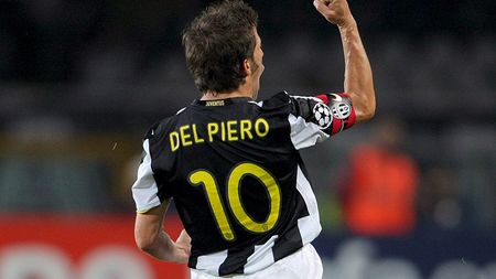 VIDEO Topul celor mai buni 10 executanți de lovituri libere!