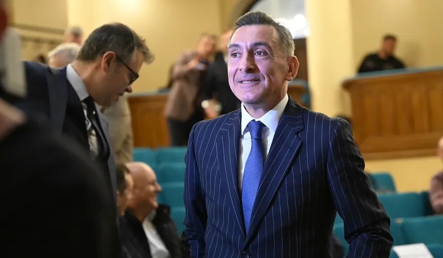 Ilie Dumitrescu nu a înțeles decizia lui Gică Hagi, dar l-a protejat ca un adevărat prieten „Nu a demisionat”