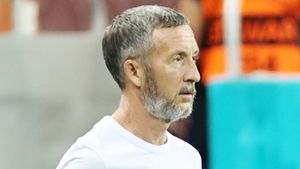 Meme Stoica, atac fără precedent împotriva fotbalistului din naționala României: „Îți cade mingea-n cap”