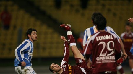 "Nu Borcea decide** transferul lui Zicu"