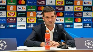 Chivu a vorbit clar despre dușmanii săi! Ce mesaj a transmis