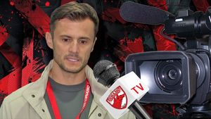 Dinamo lansează propria televiziune! Ce nume dorit de Andrei Nicolescu a fost blocat la OSIM și care variantă inedită, din doar două cifre, va fi folosită.  EXCLUSIV