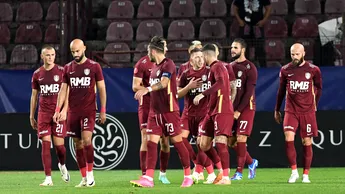 Fostul mijlocaș al lui CFR Cluj a semnat cu UTA. Fotbalistul poartă o cască de protecție din cauza unei accidentări horror!