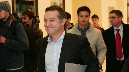 „M-ar deranja dacă oltenii ar juca cu prima echipă"