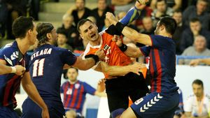 Steaua București și Potaissa Turda sunt în avantaj după primele meciuri din "sferturile" play-off-ului Ligii Naționale de handbal masculin