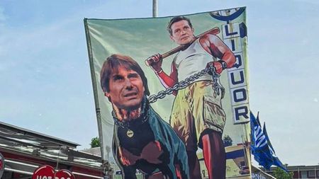 Imaginile care au scandalizat Italia: Cristi Chivu îl ține „în lesă” pe Antonio Conte