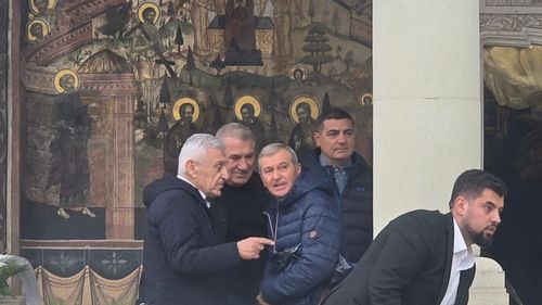 🚨 LIVE Azi are loc înmormântarea lui Viorel Păunescu, la Cimitirul Bellu. Fostul președinte al Stelei, condus pe ultimul drum de apropiați
