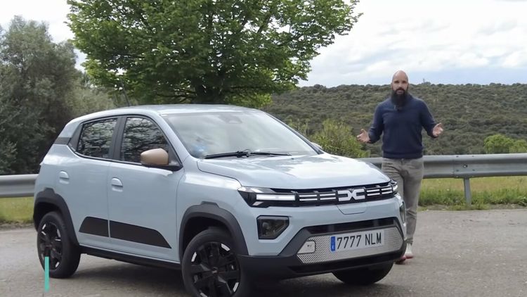 VIDEO Spaniolii au testat noua Dacia Spring 2026 și au dat verdictul: „E ca vinul bun!”
