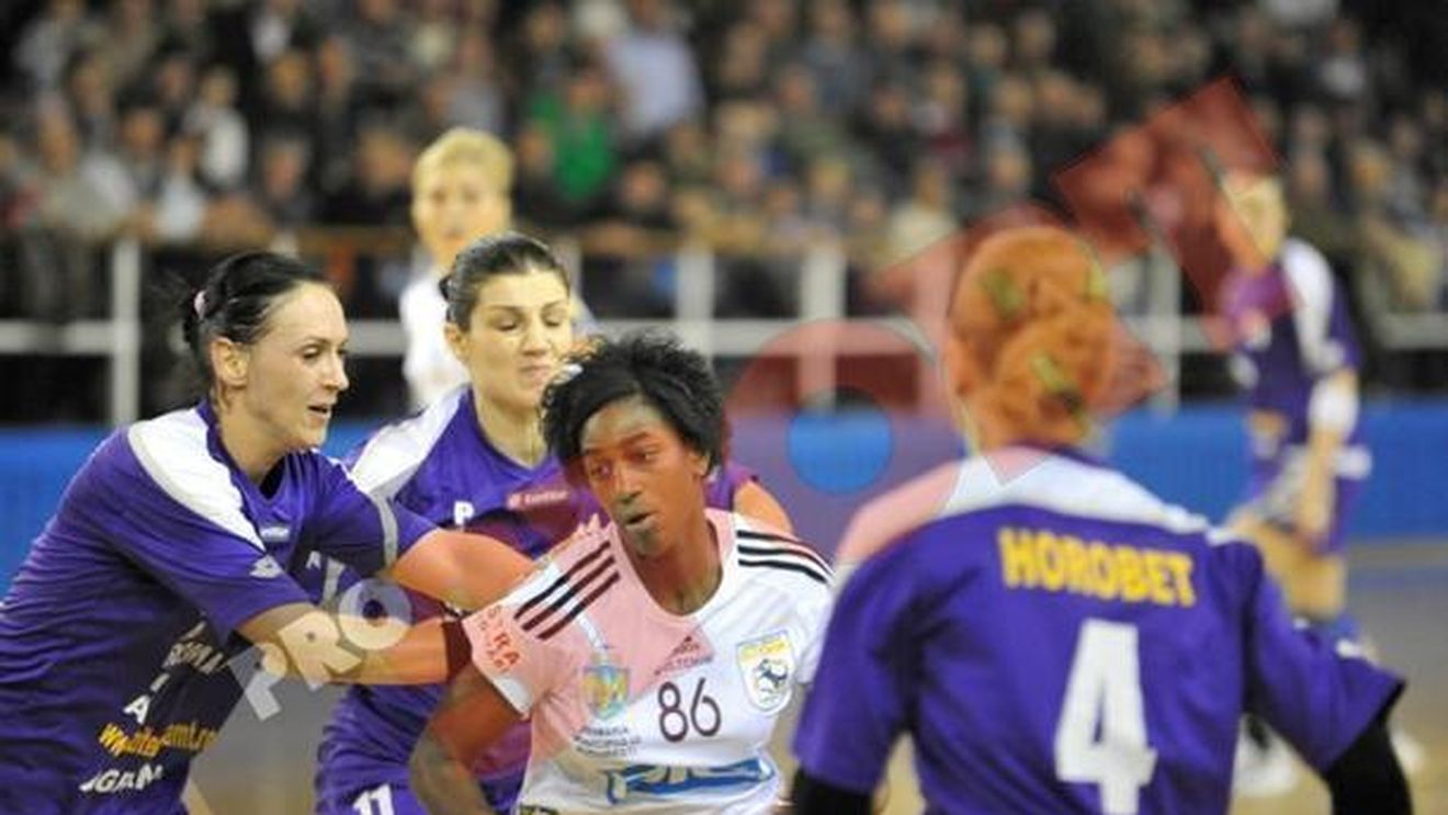 Oltchim Râmnicu Vâlcea, victorie cu Corona Brașov, înaintea partidei cu Zvezda