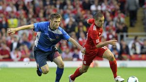 Surpriza lui Hodgson pentru Lăcătuș!** Joe Cole vine în Ghencea