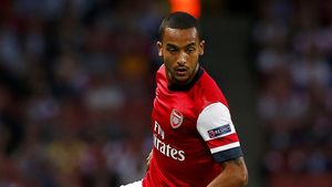 Theo Walcott va lipsi încă două săptămâni de pe teren