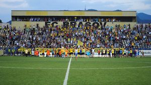 Dezastru fotbalistic în formă pură la Brașov! Au dispărut echipele, au dispărut și stadioanele. Mai nou, suporterii au luat foc, după ce Primăria a decis să reînființeze Corona, formația „meteorit" de acum 5 ani